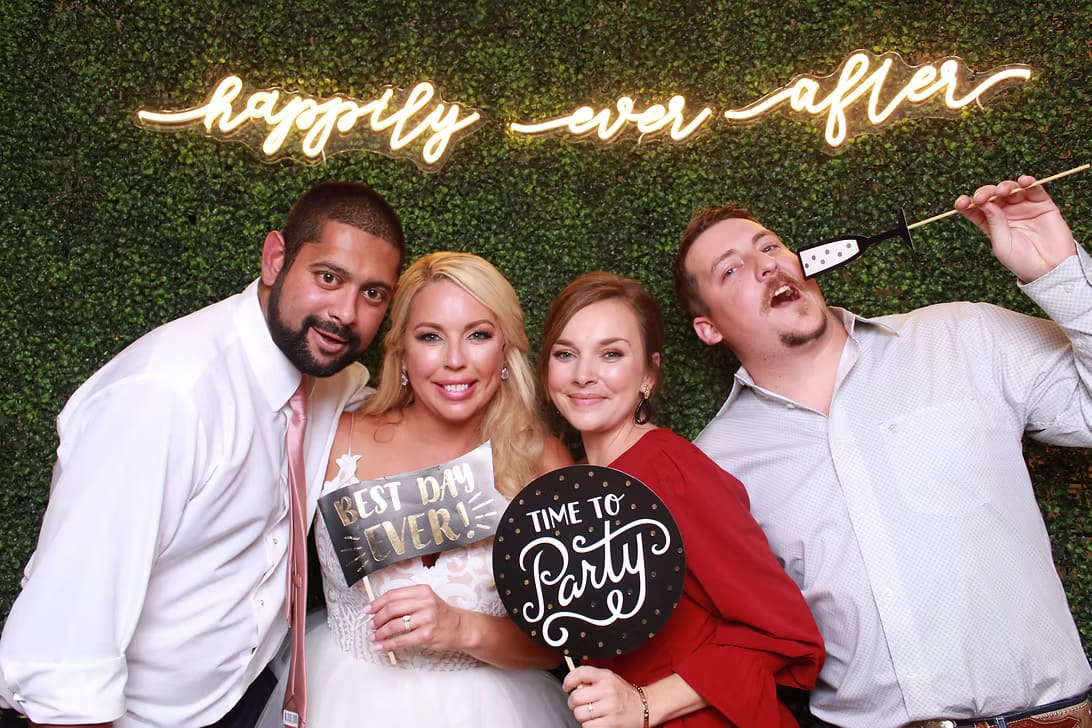 Photo Booth, Houston Texas Area. Unique Style Productions